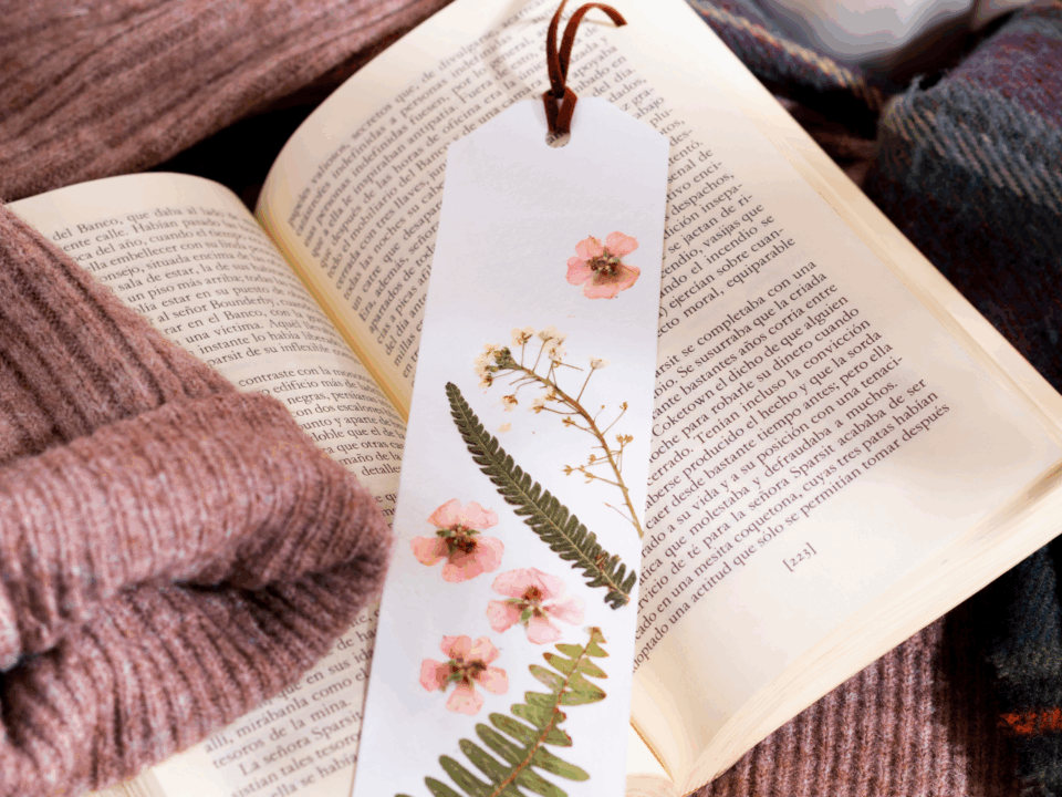 bookmark flower crafts