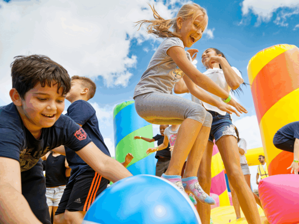 kids jumping at big bounce america