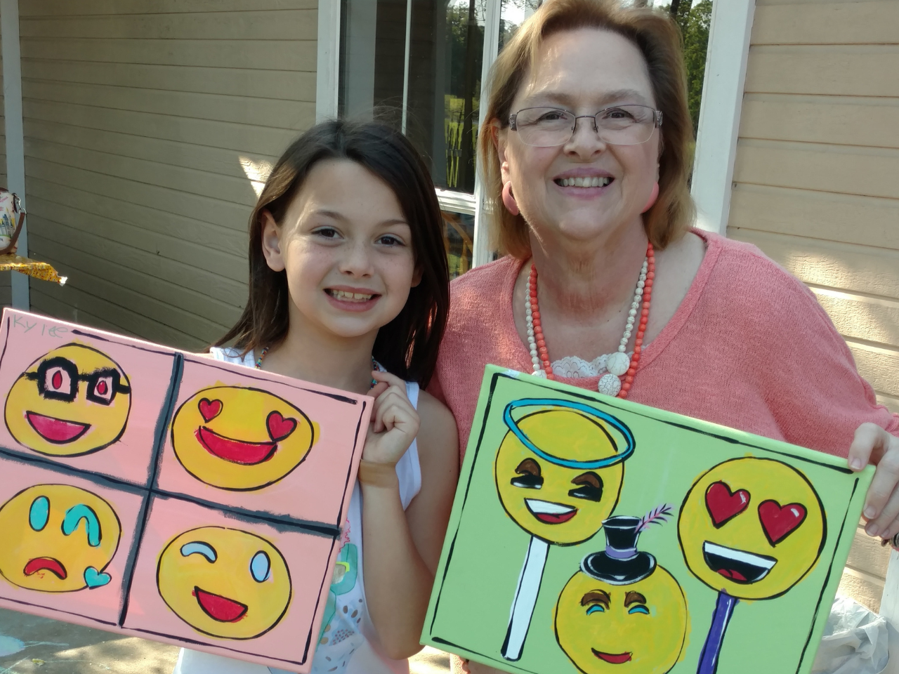 kylee and grandma at birthday party