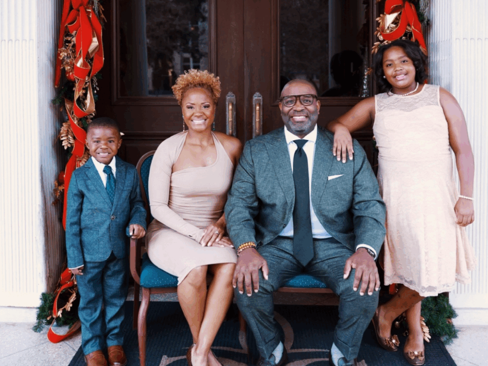 lamont cole and family