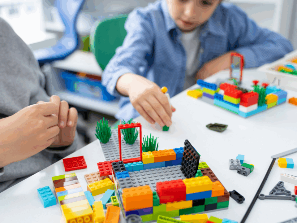 lego therapy; kids playing with legos