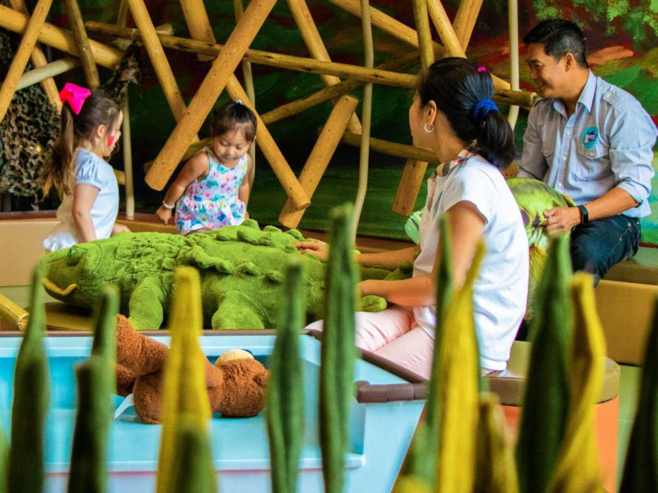 volunteers of america & knock knock little explorers